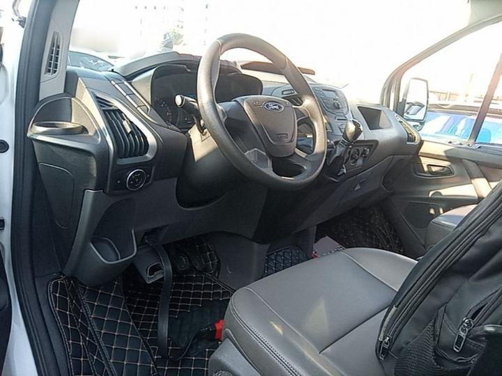Transit 2020 2.0T Diesel Medium Wheelbase China V photo 5