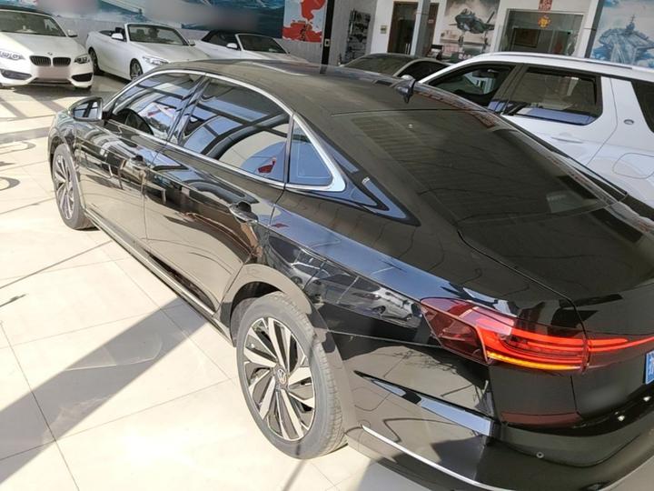 Passat 2025 380TSI photo 4