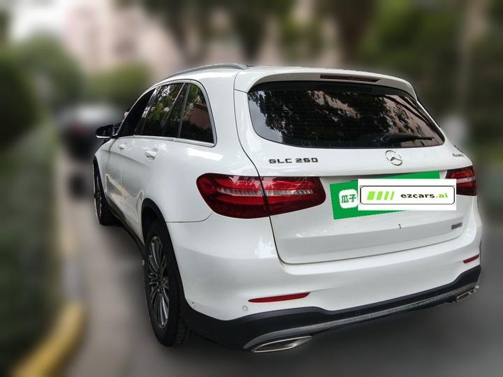 GLC 2017 GLC 260 4MATIC Dynamic photo 4