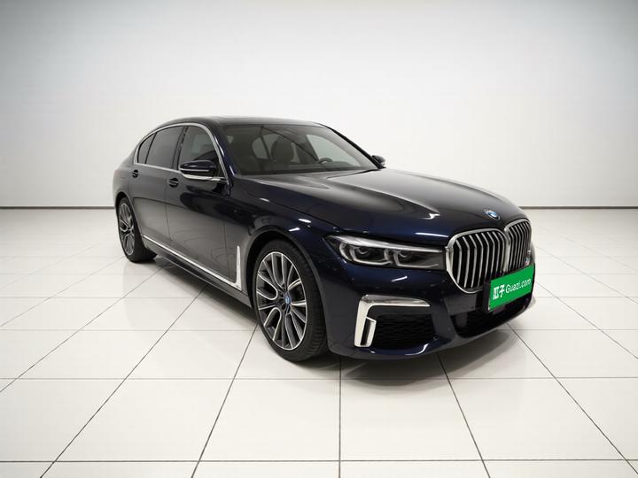 7 Series 2021 740Li Leading M Sport Package photo 3