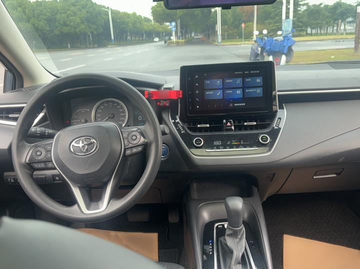 Corolla 2021 Hybrid 1.8L E-CVT Elite photo 2