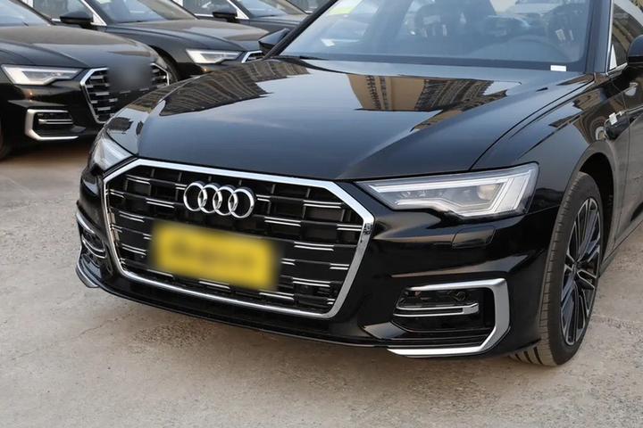 A6 40TFSI Luxury Dynamic photo 5