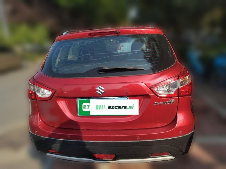 2014 1.6L CVT RWD Elite photo 5