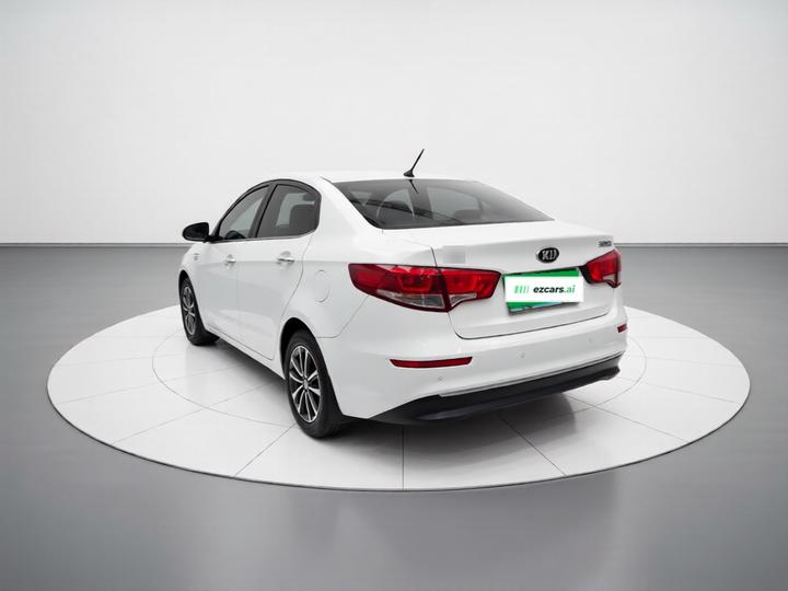 K2 2015 Sedan 1.4L MT GLS photo 4