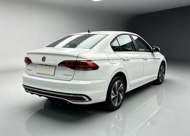 Bora 2026 200TSI DSG photo 2