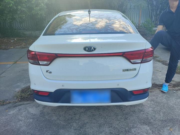 K2 2017 Sedan 1.4L MT GLS photo 3