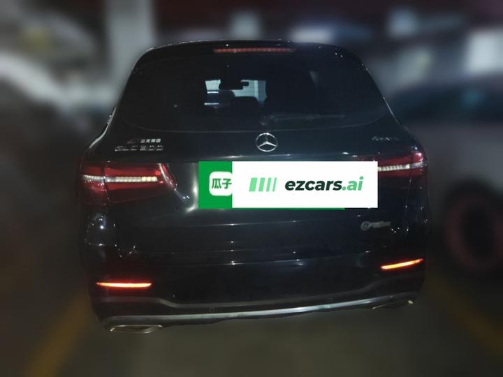 GLC 2017 GLC 260 4MATIC Luxury photo 5