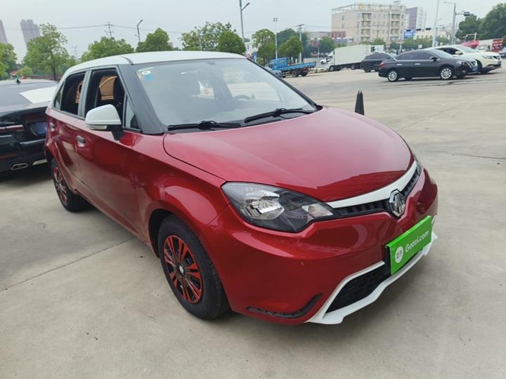 3 2016 1.3L AMT Comfort photo 3