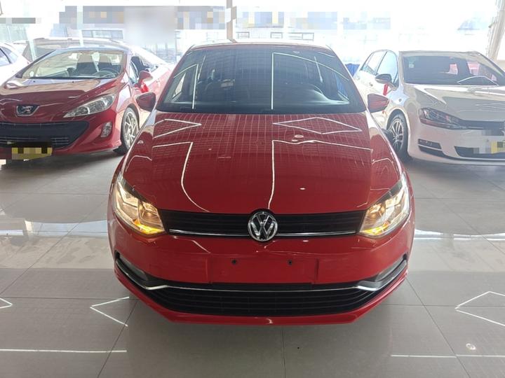 Polo 2016 1.6L AT Comfort photo 2