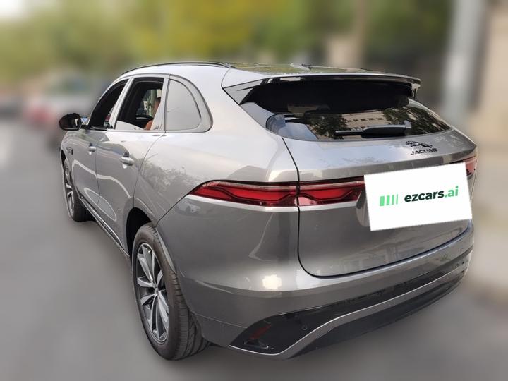 F-PACE 2024 P250 R-Dynamic SE photo 4