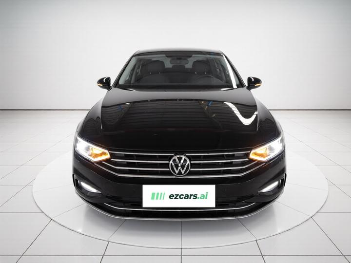 Magotan 2020 330TSI DSG Leading photo 2