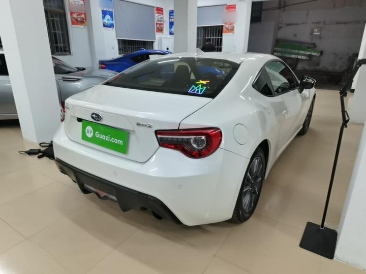 BRZ 2017 2.0i MT type-S photo 4