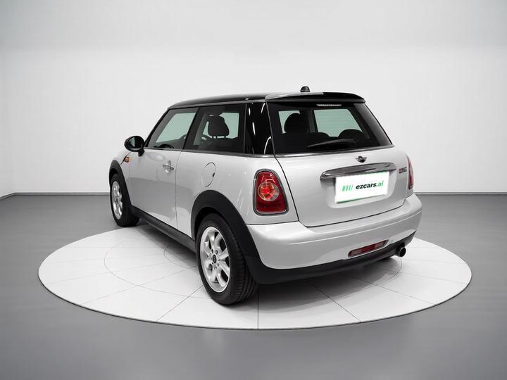2011 1.6L COOPER Fun photo 4