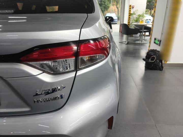 Levin 2022 Hybrid 1.8H E-CVT Leading photo 7