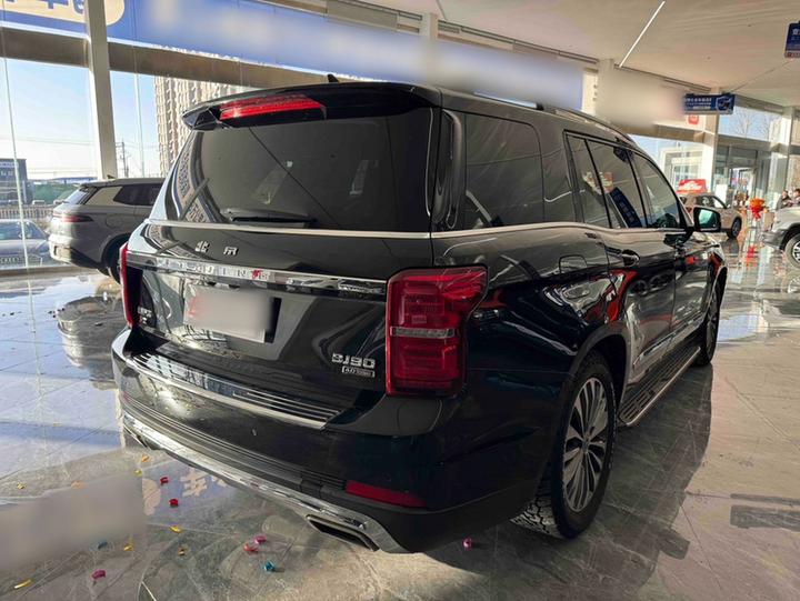 BAIC BJ90 2021 4.0T photo 2