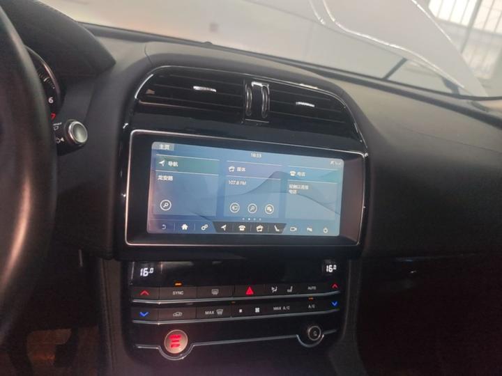 F-PACE 2020 2.0T Exclusive photo 8