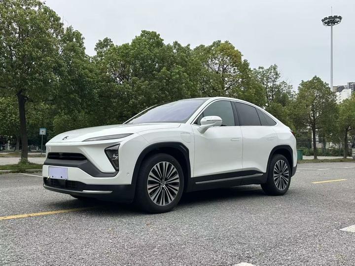 EC6 2020 605KM Sport