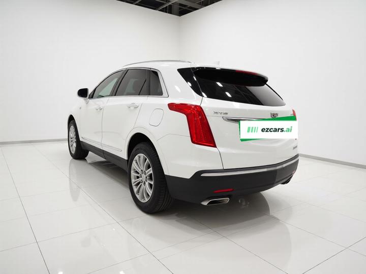 XT5 2018 25T Luxury photo 4