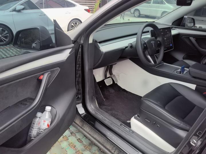 Model Y 2023 Performance AWD photo 3