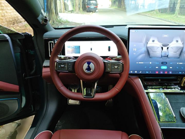 Z9GT 2026 Flagship photo 6
