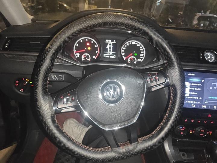 Passat 2017 330TSI DSG photo 8