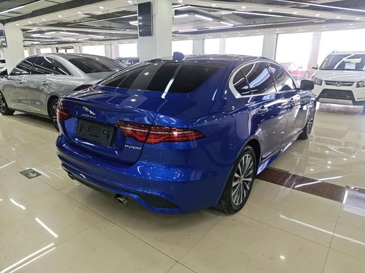 XEL 2020 2.0T 200PS R-DYNAMIC Sport photo 4