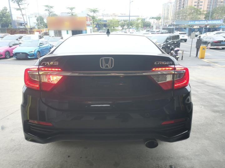 Crider 2013 1.8L AT Luxury photo 3