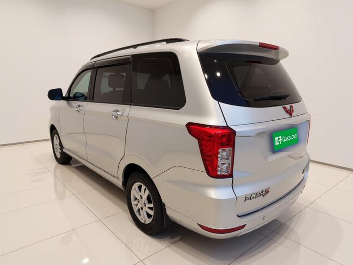 Wuling Hongguang 2018 1.5L S Comfort L2B photo 4