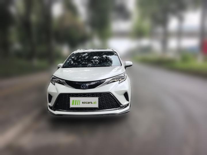 Granvia 2023 2.5L Hybrid Flagship VIP photo 2