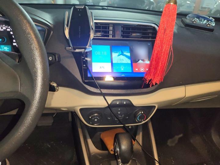 Escort 2017 Facelift 1.5L AT Comfort photo 5