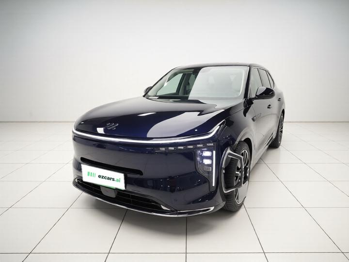 IM Motors LS8 2026 52 Max+ Tech Flagship 5-Seater photo 2