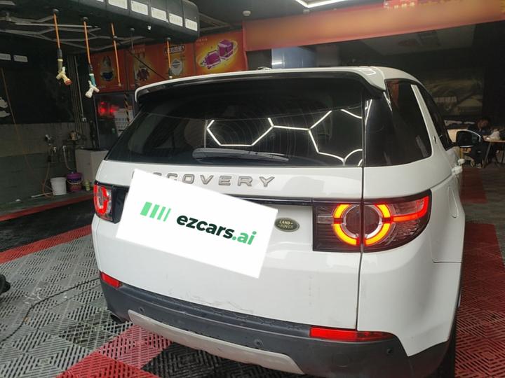 Discovery Sport 2016 2.0T HSE photo 3