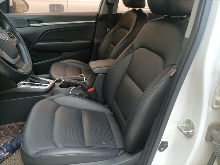 Elantra 2016 1.6L AT Smart Luxury photo 7