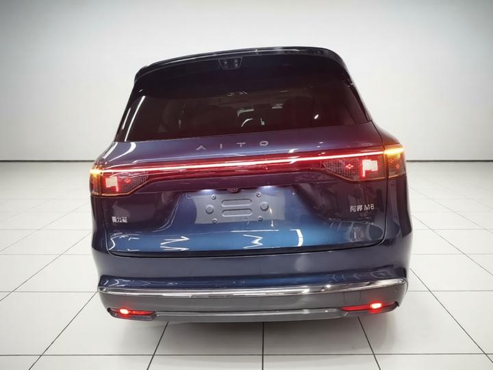 HIMA AITO M8 2025 EREV Max+ 53.4kWh 6-Seater 192-Line LiDAR photo 5