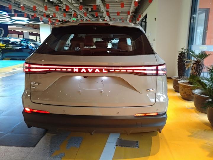 MAX 2025 Hi4 165 Ultra ADAS photo 2