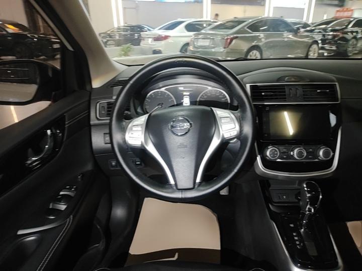 Tiida 2024 1.6L CVT photo 6