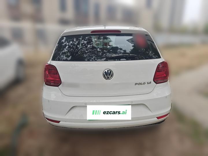 Polo 2014 1.6L AT Comfort photo 5
