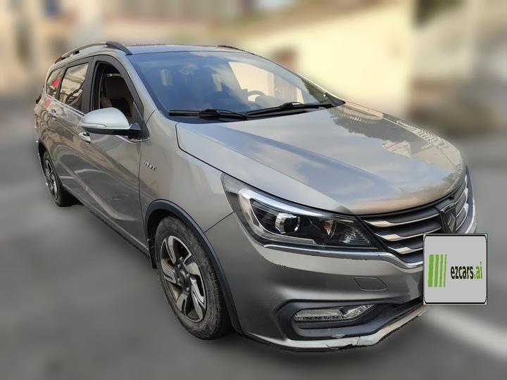 310W 2017 1.5L MT Luxury China V photo 3