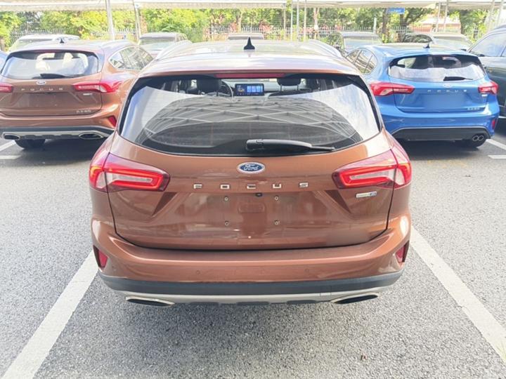 Focus 2021 EcoBoost 180 AT photo 3