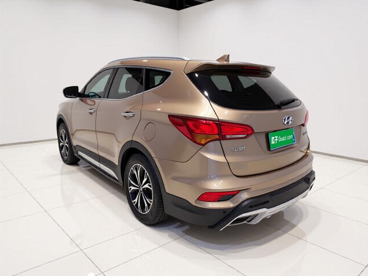 Santa Fe 2017 2.0T AT RWD Smart 7-Seater photo 4