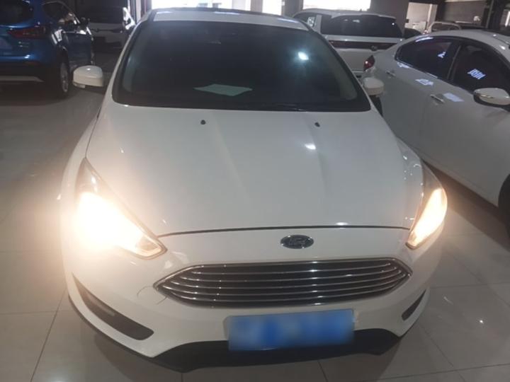 Focus 2018 Sedan Classic 1.6L AT Fashion photo 2