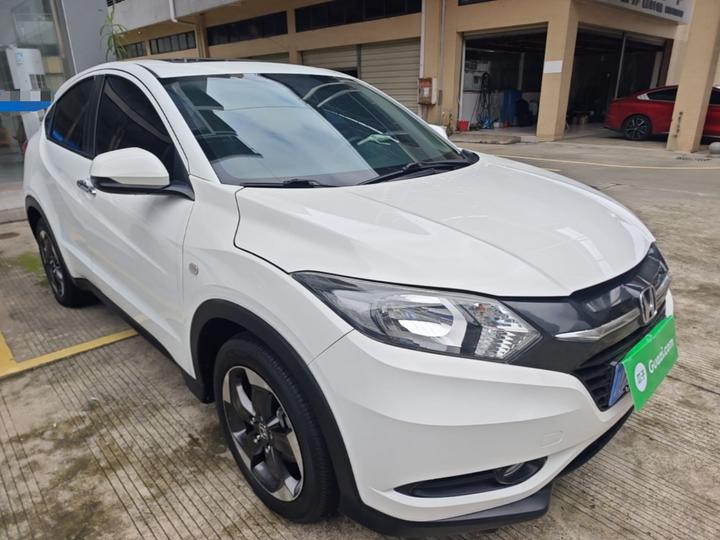Vezel 2016 1.8L CVT RWD Pioneer photo 3