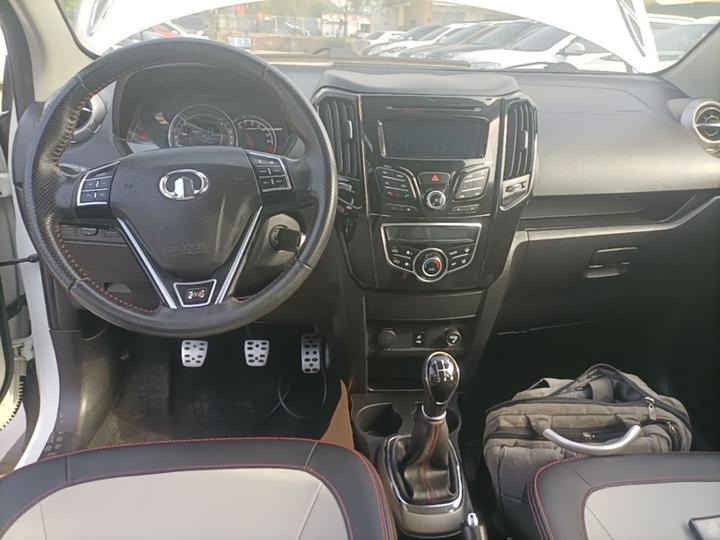 M4 2014 1.5L MT Comfort photo 5