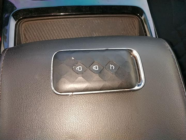 Wuling 2023 70 Standard photo 8