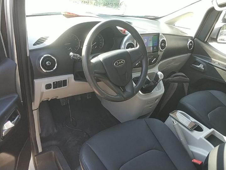 Refine M3 2019 PLUS 1.8L Luxury photo 5