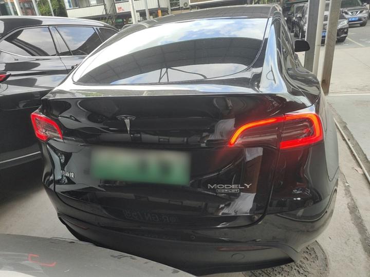 Model Y 2021 Standard Range RWD photo 5