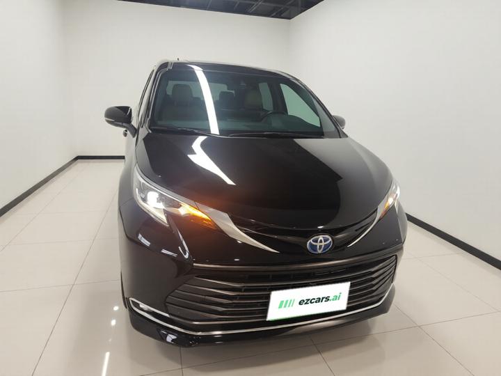 Sienna 2023 2.5L Hybrid Premium photo 2