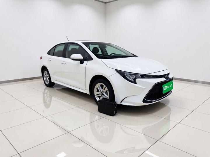 Levin 2022 185T CVT Luxury photo 3