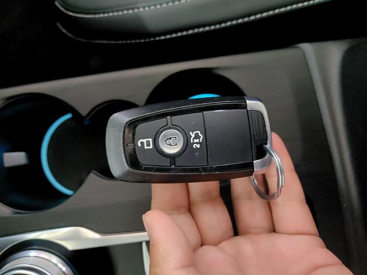 Focus 2020 Hatchback EcoBoost 180 AT photo 8