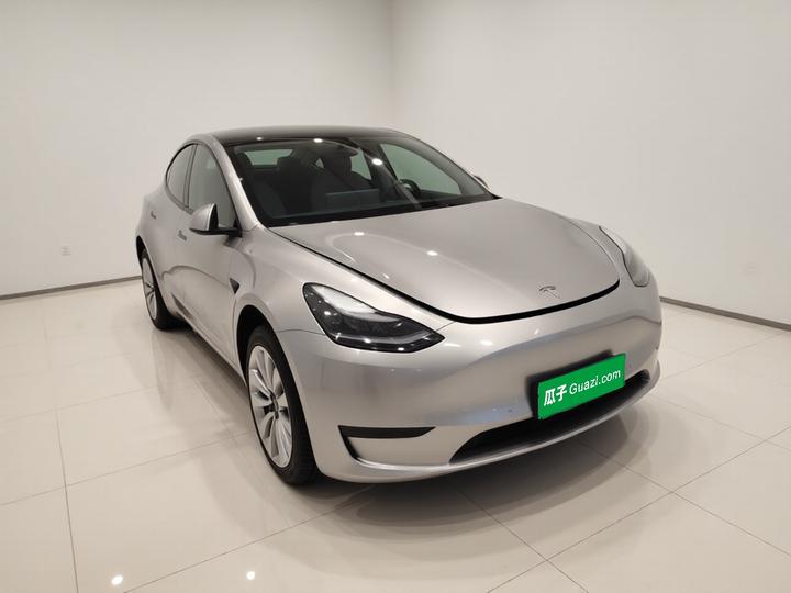 Model Y 2022 Facelift RWD photo 3